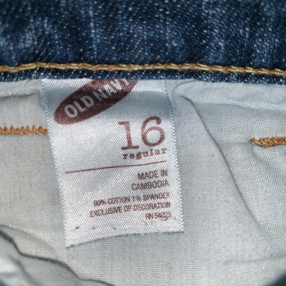 Old Navy Bootcut Jeans - Picture 4 of 5
